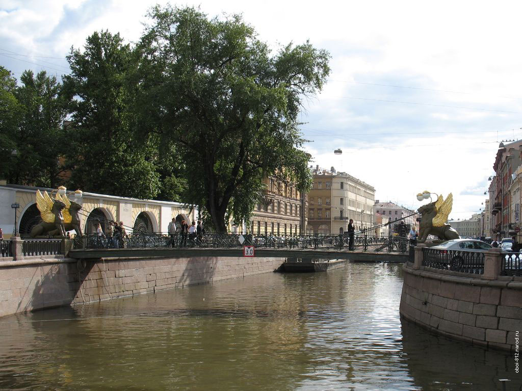 Банковский мост через канал Грибоедова, мост с Грифонами, Санкт-Петербург