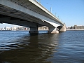 Мост Александра Невского через реку Нева в Питере, один из самых длинных мостов Питера