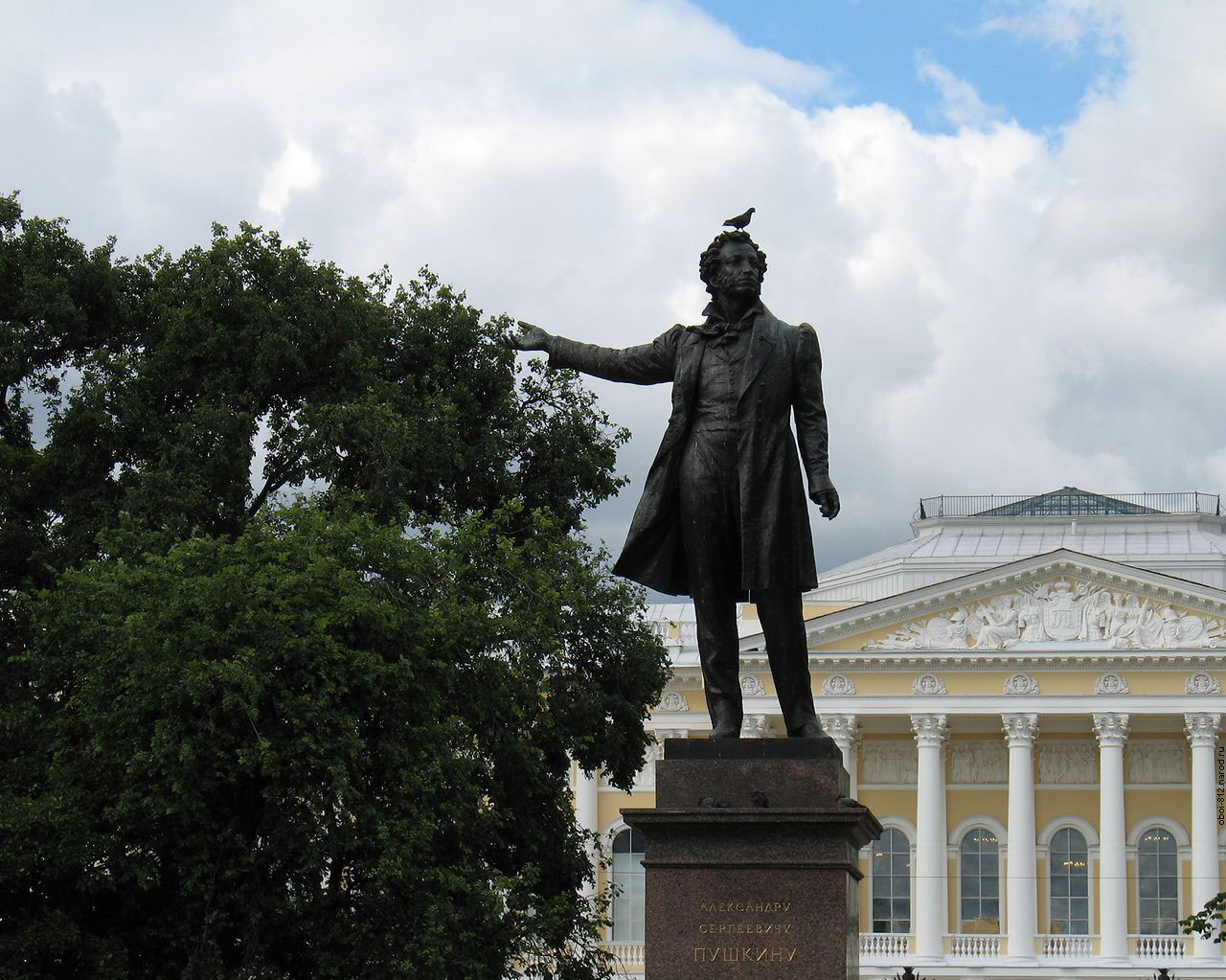 Памятник А. С. Пушкину в Санкт-Петербурге