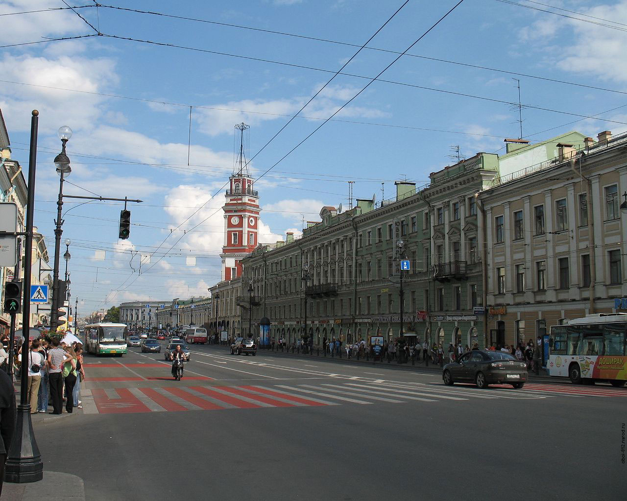 Вид на Невский проспект и башню городской Думы Санкт-Петербурга