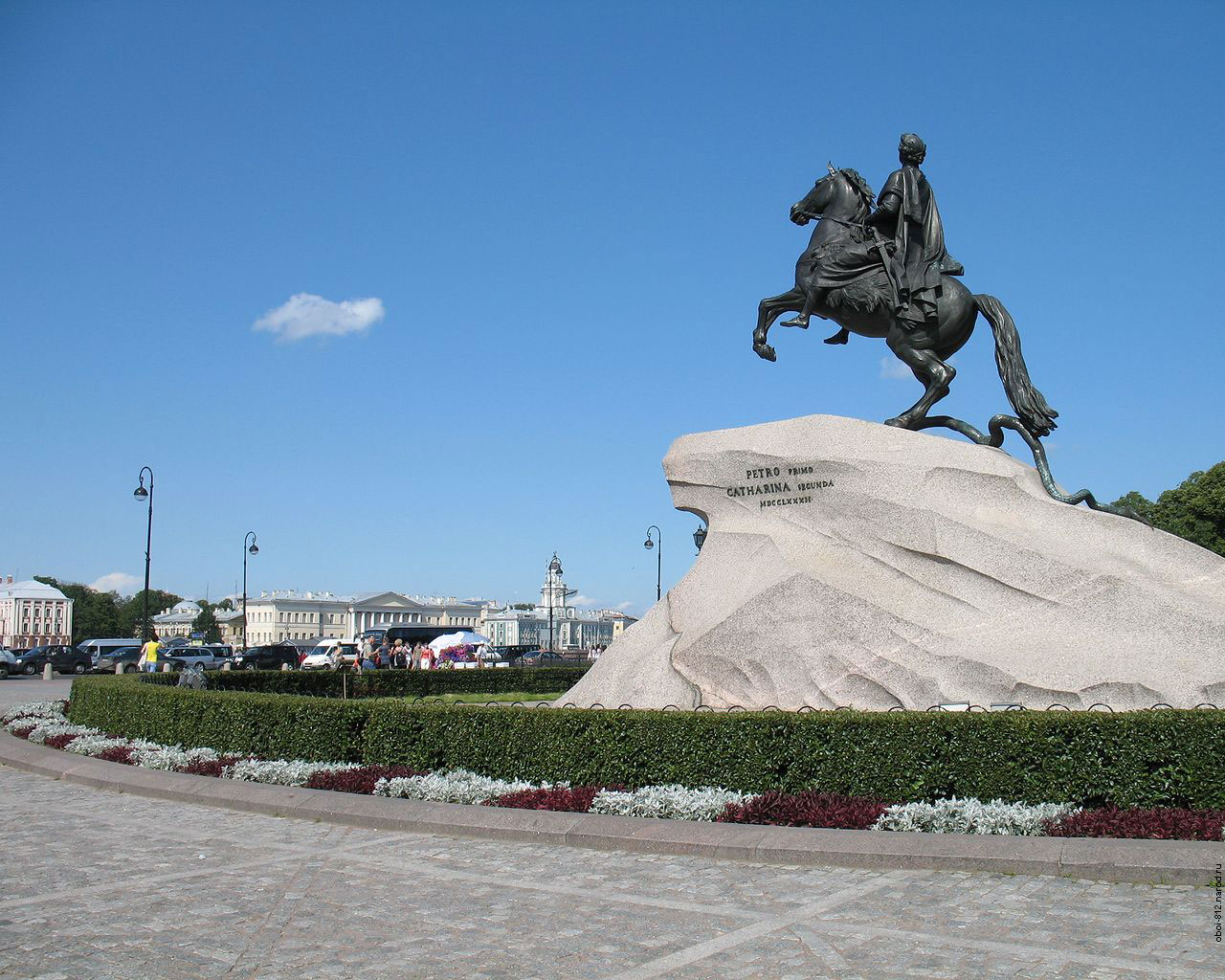 Памятник Петру Первому, Медный Всадник на площади Декабристов в Санкт-Петербурге