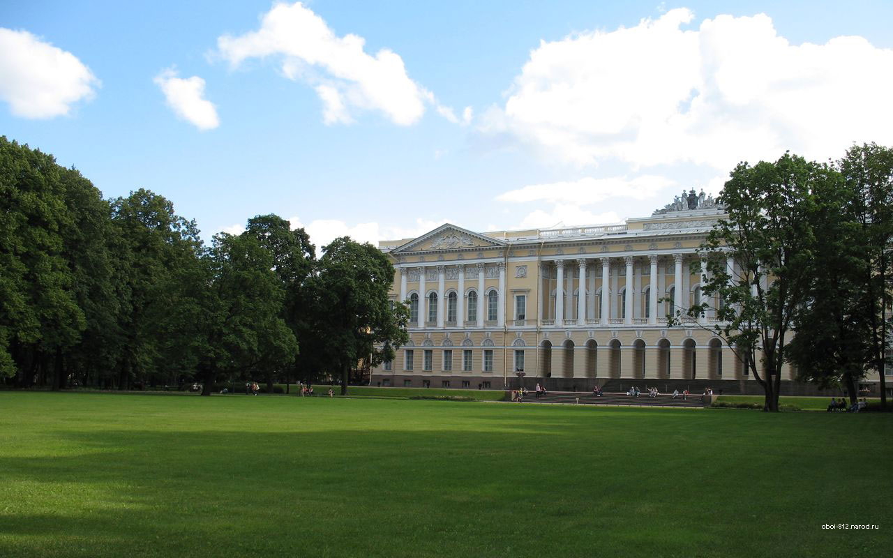 Михайловский дворец в Петербурге