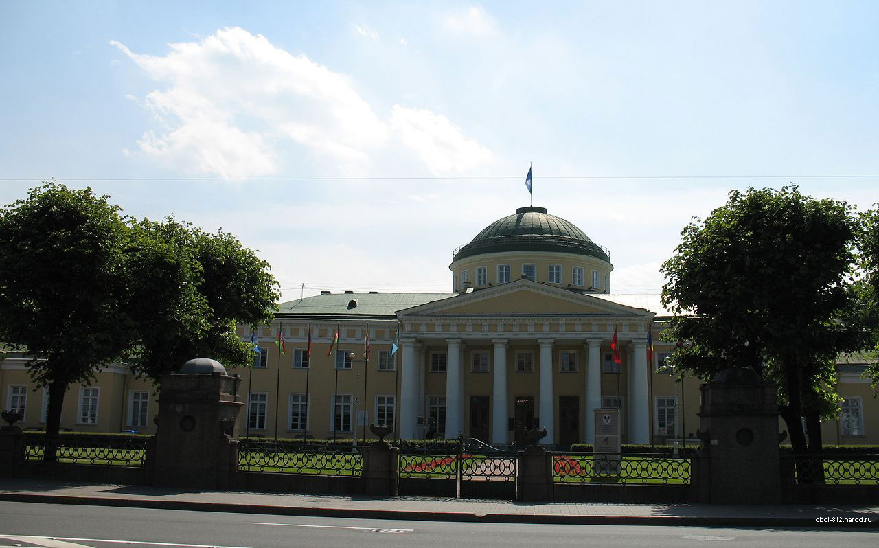 Таврический дворец в Петербурге