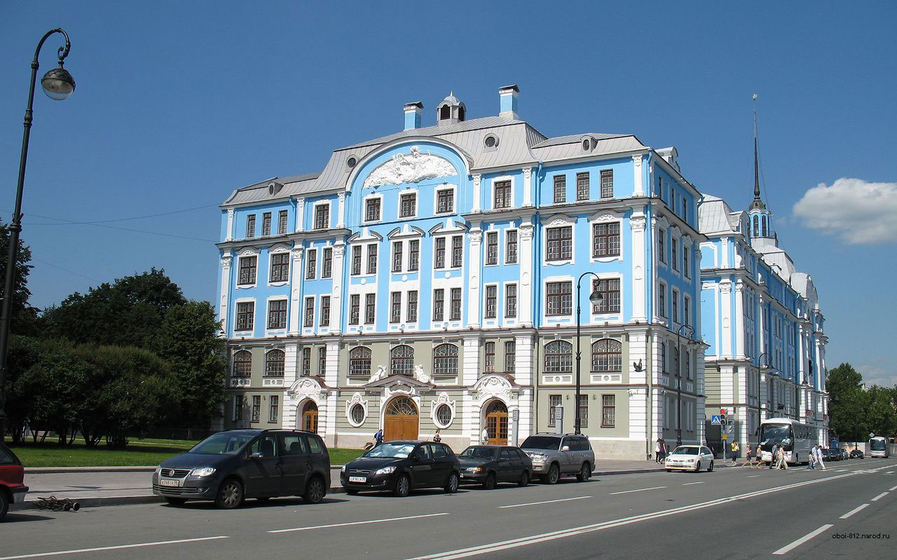 Нахимовское училище в Санкт-Петербурге